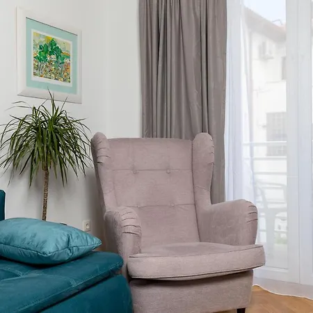 Dolly Completely Renovated 2023 Apartman
